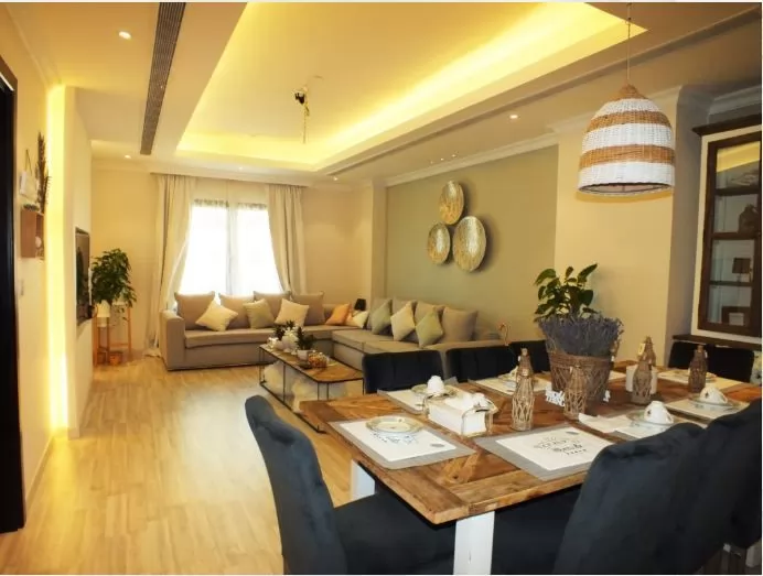 Residential Ready Property 1 Bedroom F/F Hotel Apartments  for sale in The-Pearl-Qatar , Doha-Qatar #8214 - 1  image 
